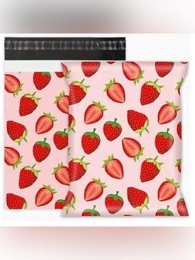 30 10” x 13” Strawberry Poly Mailers
